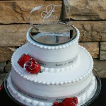 custom wedding ribbon roll used on wedding cake